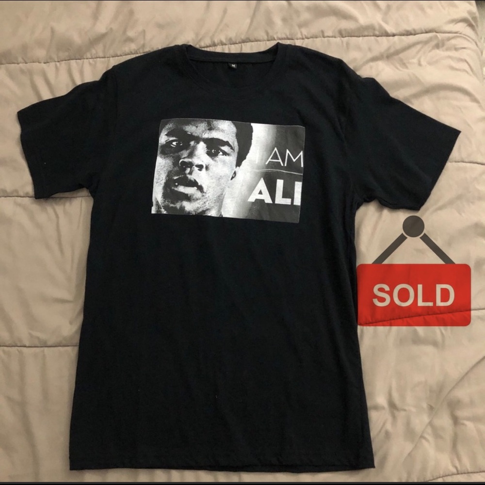 Muhammad Ali vintage tee.